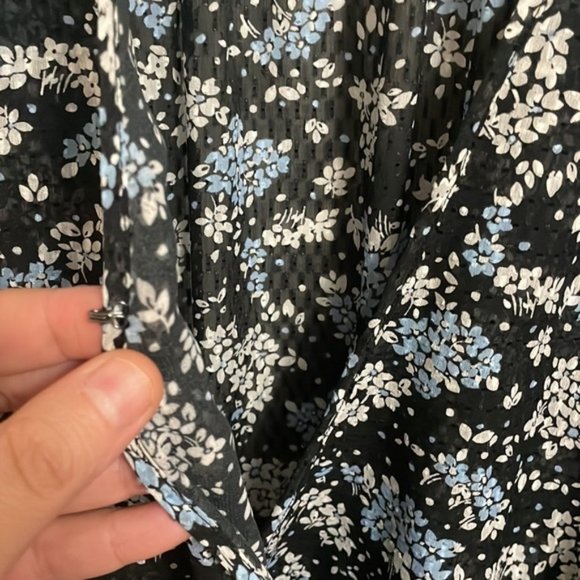 Floral V-Neck Ruffle Dress - Picture 8 of 14